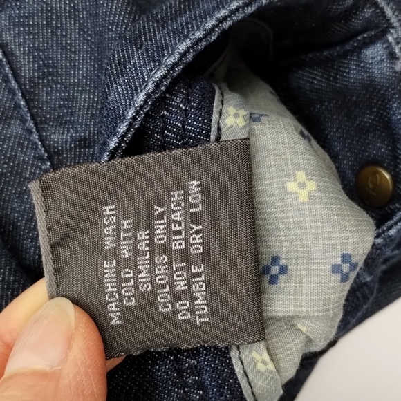 Level 99 skinny size 30 low to mid rise, 32" inseam, dark wash jeans - Picture 13 of 13